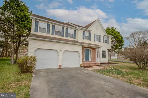 Exterior - 808 Upland Dr, Salisbury, MD 21801 photo 2 of 8