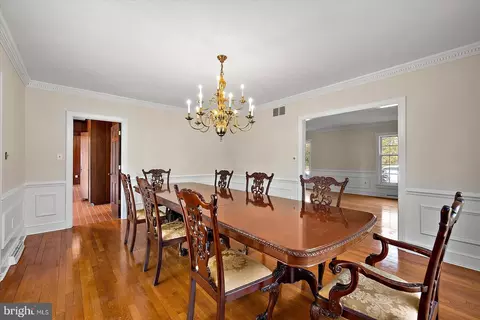 Dining - 27980 Pemberton, Salisbury, MD 21801 photo 1 of 3