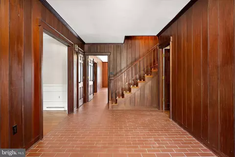 Entry Way - 27980 Pemberton, Salisbury, MD 21801 photo 2 of 9