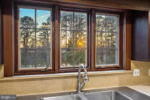 Kitchen - 27980 Pemberton, Salisbury, MD 21801 photo 5 of 6