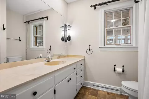 Bath - 27980 Pemberton, Salisbury, MD 21801 photo 3 of 4