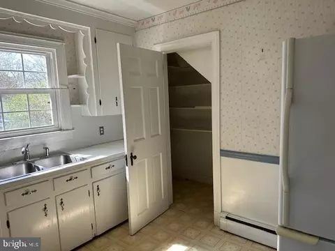 Kitchen - 111 Eastern Ave, Salisbury, MD 21804 photo 2 of 2