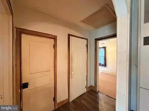 Entry Way - 5934 Quantico Rd, Quantico, MD 21856 photo 2 of 3