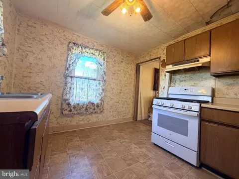 Kitchen - 5934 Quantico Rd, Quantico, MD 21856 photo 2 of 3
