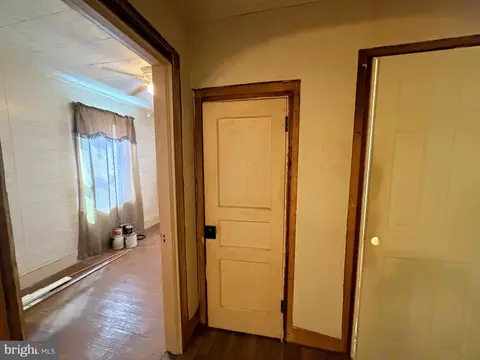 Entry Way - 5934 Quantico Rd, Quantico, MD 21856 photo 1 of 3