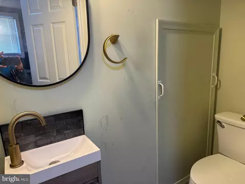 Bath - 111 Prince St, Salisbury, MD 21804 photo 3 of 3