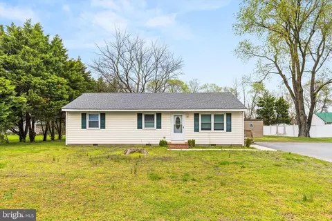 29826 Connelly Mill Rd, Delmar, MD 21875