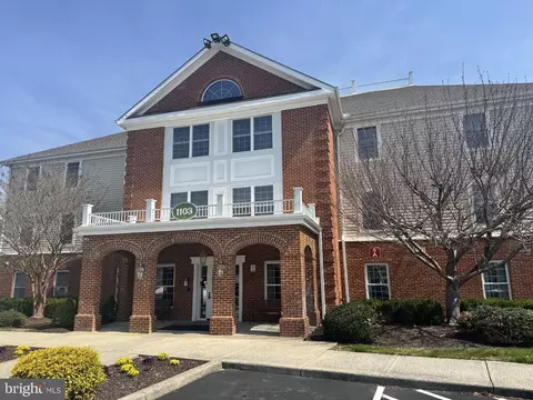 1103 S Schumaker Dr #C-303, Salisbury, MD 21804