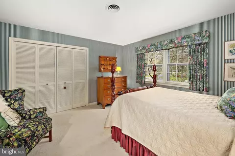 Bedroom - 516 Indian Ln, Salisbury, MD 21801 photo 8 of 10