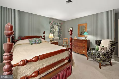 Bedroom - 516 Indian Ln, Salisbury, MD 21801 photo 7 of 10