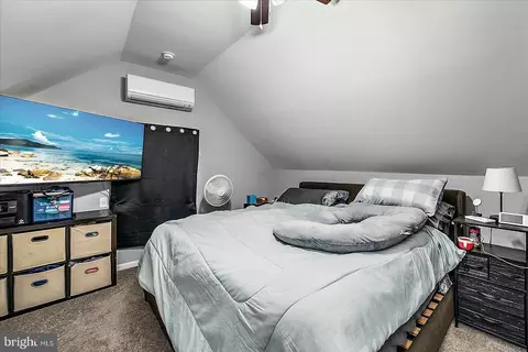 Bedroom - 411 E Walnut St, Hebron, MD 21830 photo 1 of 5