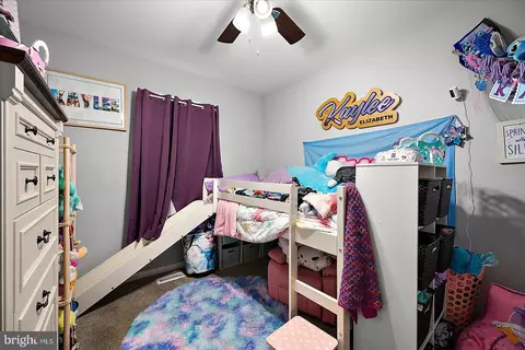 Bedroom - 411 E Walnut St, Hebron, MD 21830 photo 4 of 5