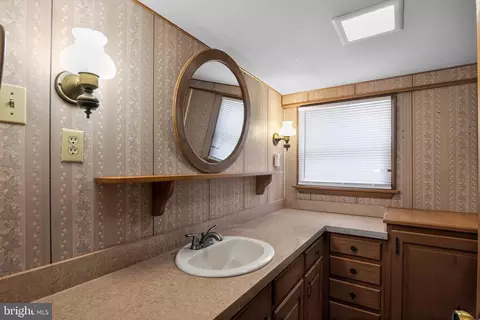 Bath - 111 E Lillian St, Hebron, MD 21830 photo 1 of 3