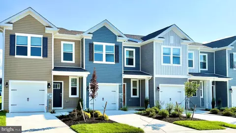 1321 Sugarplum Ln, Salisbury, MD 21801