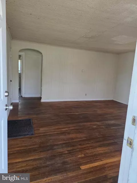 Entry Way - 216 Phillip Morris Dr, Salisbury, MD 21804 photo 1 of 5