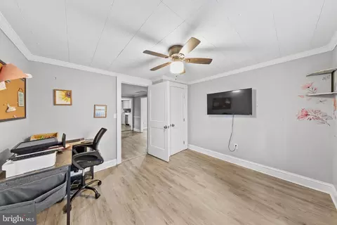 Entry Way - 306 Atlantic Ave, Salisbury, MD 21804 photo 6 of 6