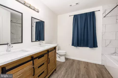 Bath - 30797 Dagsboro Rd, Salisbury, MD 21804 photo 1 of 3