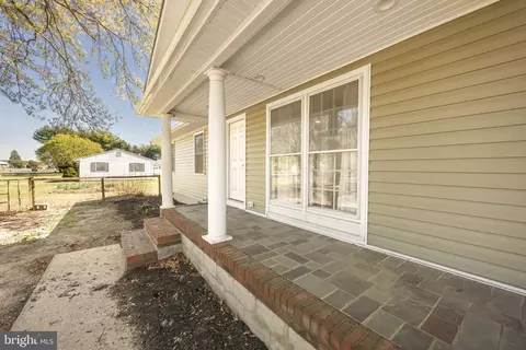 Exterior - 30797 Dagsboro Rd, Salisbury, MD 21804 photo 3 of 15