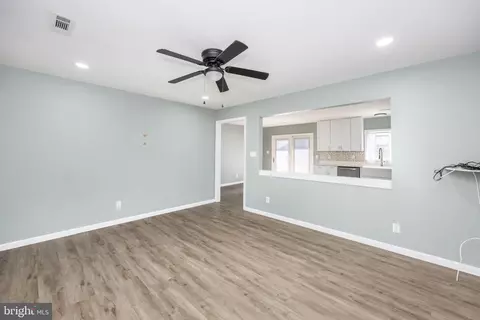 Living - 30797 Dagsboro Rd, Salisbury, MD 21804 photo 2 of 2
