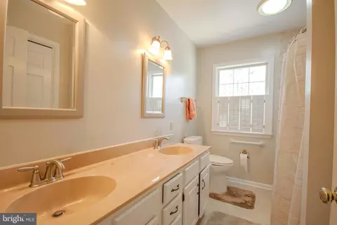 Bath - 3760 Old Post Rd, Salisbury, MD 21804 photo 3 of 3