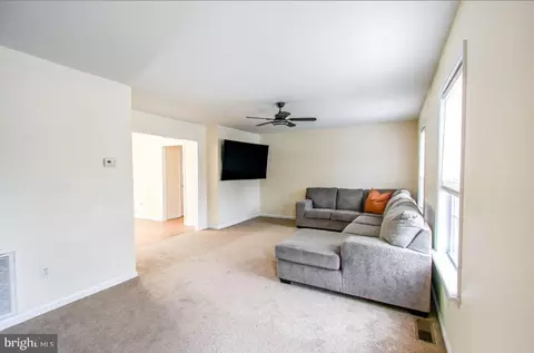 Living - 1004 Granite Ct, Salisbury, MD 21804 photo 1 of 1