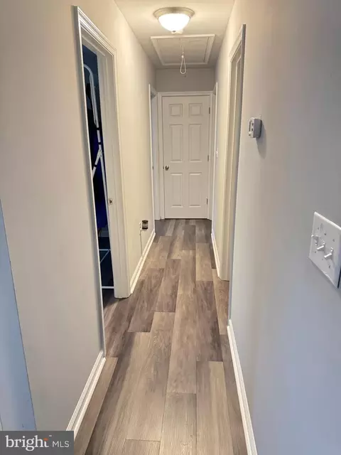 Entry Way - 717 Ebenezer Dr, Salisbury, MD 21801 photo 3 of 4