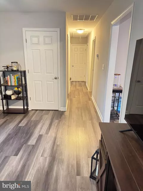 Entry Way - 717 Ebenezer Dr, Salisbury, MD 21801 photo 2 of 4