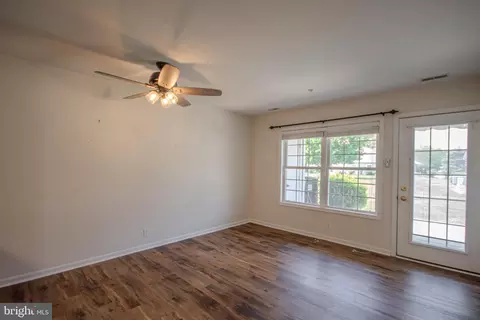 Living - 413 Troopers Way #413, Salisbury, MD 21804 photo 2 of 6