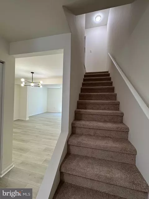 Entry Way - 723 Hemlock St, Salisbury, MD 21804 photo 3 of 4