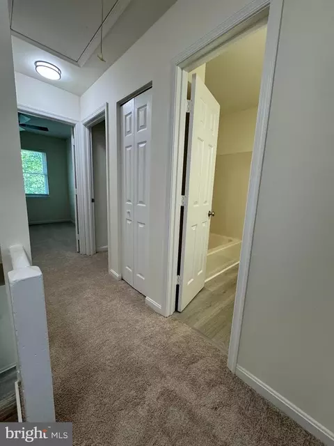 Entry Way - 723 Hemlock St, Salisbury, MD 21804 photo 4 of 4