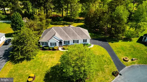 View/Area - 25392 Club Cir, Quantico, MD 21856 photo 2 of 16