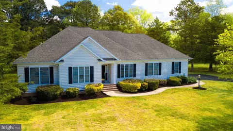 Exterior - 25392 Club Cir, Quantico, MD 21856 photo 7 of 9