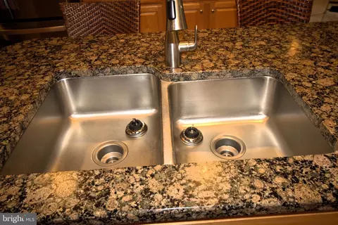 Kitchen - 25392 Club Cir, Quantico, MD 21856 photo 3 of 11