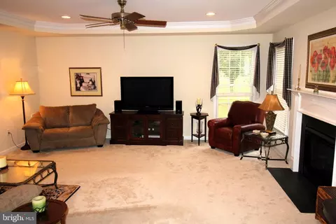 Living - 25392 Club Cir, Quantico, MD 21856 photo 4 of 4