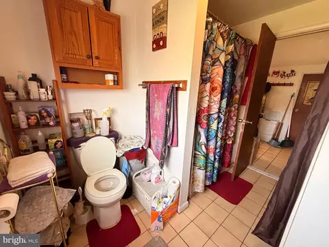 Bath - 5 W Chestnut St, Delmar, MD 21875 photo 3 of 4