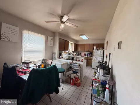 Kitchen - 5 W Chestnut St, Delmar, MD 21875 photo 2 of 3