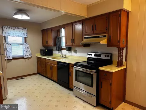 Kitchen - 3871 Meadow Bridge Rd, Salisbury, MD 21804 photo 1 of 3