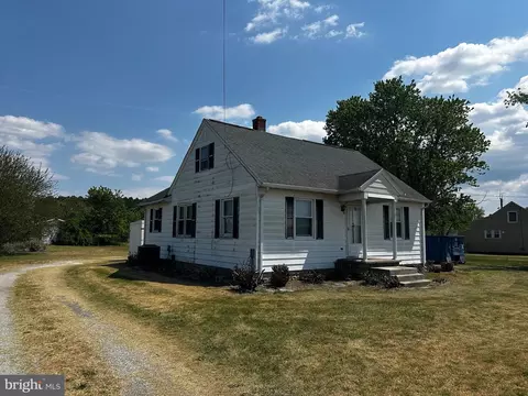 Exterior - 3871 Meadow Bridge Rd, Salisbury, MD 21804 photo 3 of 10