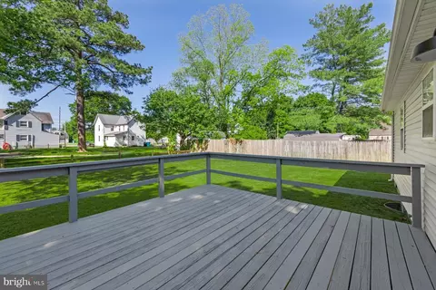 Exterior - 210 Bradley St, Hebron, MD 21830 photo 3 of 11