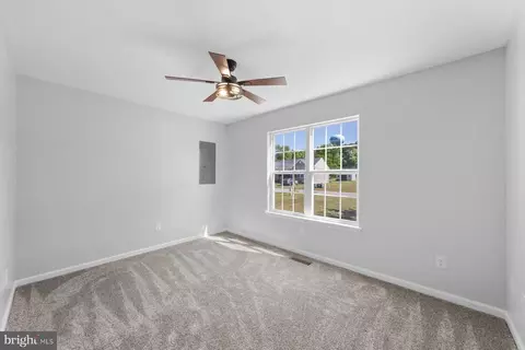 Bedroom - 210 Bradley St, Hebron, MD 21830 photo 3 of 4