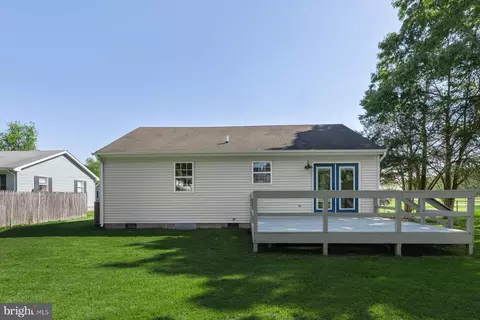 Exterior - 210 Bradley St, Hebron, MD 21830 photo 10 of 11