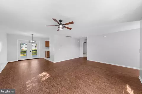 Living - 210 Bradley St, Hebron, MD 21830 photo 4 of 6