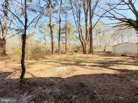 Exterior - 1709 Emerson Ave, Salisbury, MD 21801 photo 5 of 7