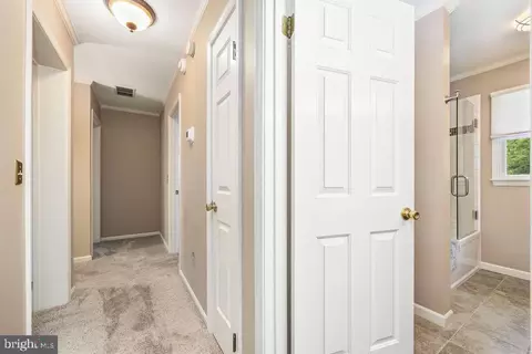 Entry Way - 8928 Lynch Dr, Delmar, MD 21875 photo 7 of 8
