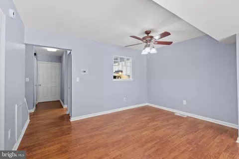Entry Way - 731 Hemlock St, Salisbury, MD 21804 photo 1 of 2