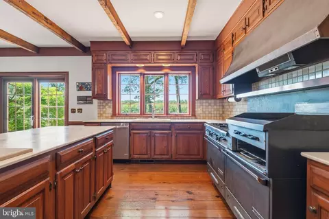 Kitchen - 5396 Nithsdale Dr, Salisbury, MD 21801 photo 1 of 5