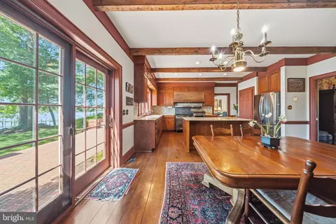 Kitchen - 5396 Nithsdale Dr, Salisbury, MD 21801 photo 4 of 5