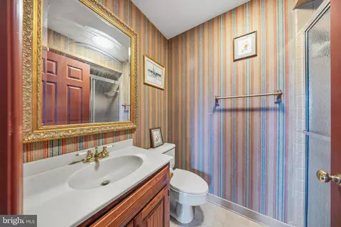 Bath - 5396 Nithsdale Dr, Salisbury, MD 21801 photo 3 of 3