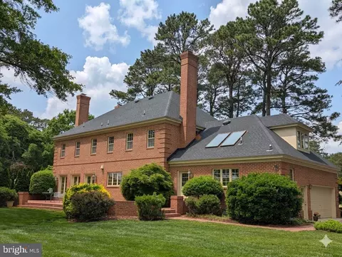 5396 Nithsdale Dr, Salisbury, MD 21801
