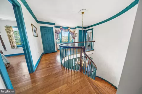 Entry Way - 5396 Nithsdale Dr, Salisbury, MD 21801 photo 5 of 10